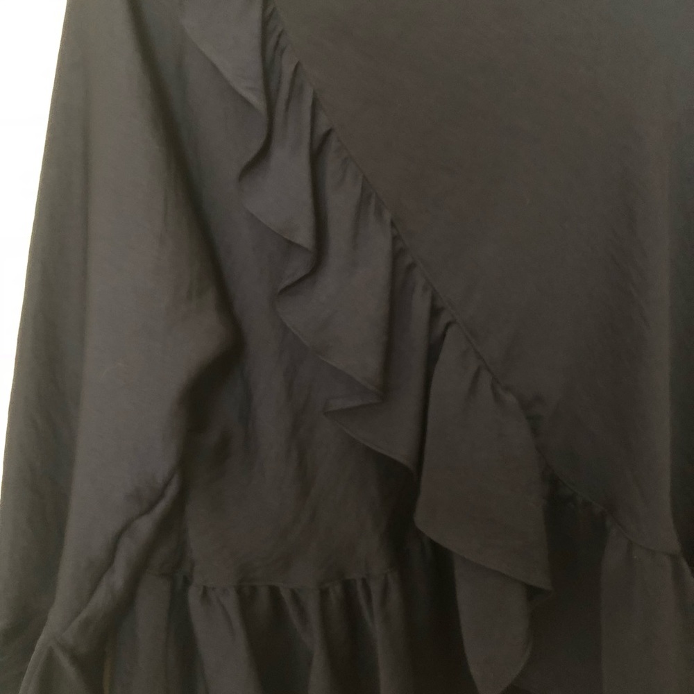 Topshop Ruffle Blouse - Picture 2 of 3
